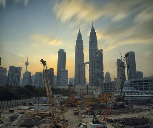 win Towers and Climate Change Initiatives by Sumer Innovations