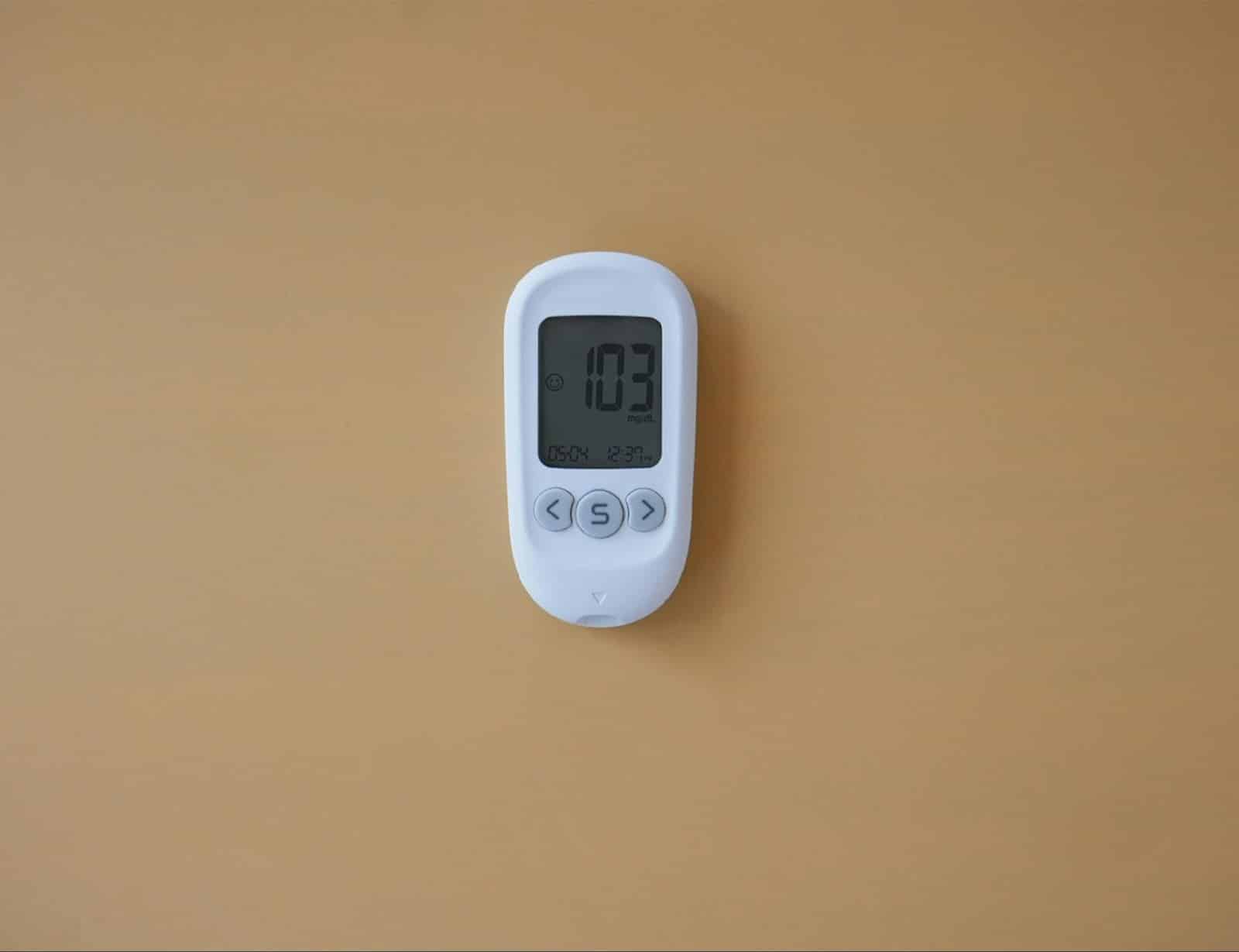 Health monitor device